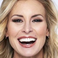 Niki Taylor Nua