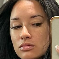 Nikki Blades Nua