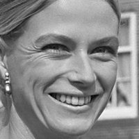 Nina Frederik Nua