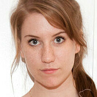 Olivia Pelton Nua