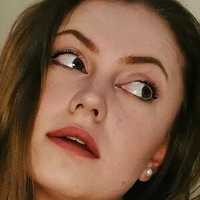 Olivia Tucker Nua