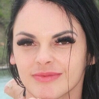 Paolla Hotwife Nua