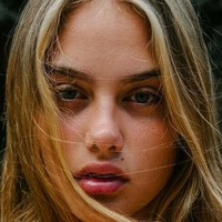 Paula Minetti Nua