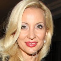 Ramona Drews Nua