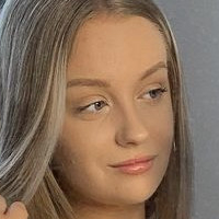 Rebeccaa Cox Nua