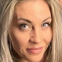 Sabrina Mina Nua