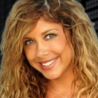 Samantha Cole Nua
