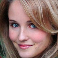 Sara Fletcher Nua