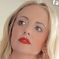 Sara Michelle Nua