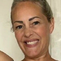 Sarah Cawood Nua