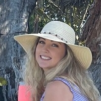 Sarah Peachez Nua