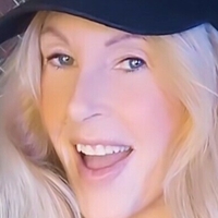 Saxonwoman Nua