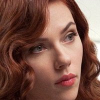 Scarlett Schwarze Nua