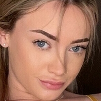 Scarlettelliscute Nua