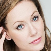 Simone-Élise Girard Nua
