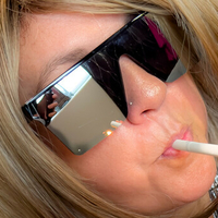 smokinghotwife Nua