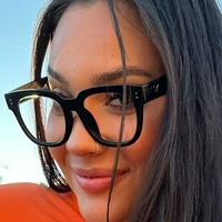 sofialoco18 Nua