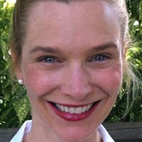 Stacy Brink Nua