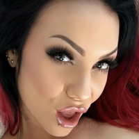 Starfucked Model Nua