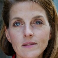 Suzan Erentok Nua