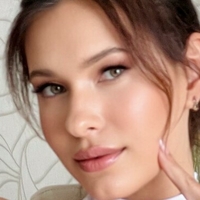 Suzanna De Rose Nua