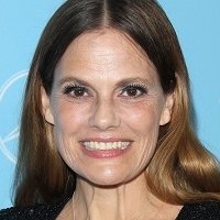 Suzanne Cryer Nua