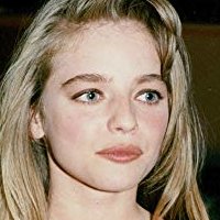 Suzanne Mizzi Nua