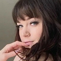 theemilylynne Nua