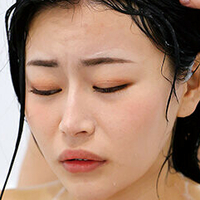Uta Hibino Nua