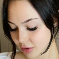 Victoriabarret/ Lizebeth Nua