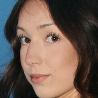 Women Wearing Demin Nua