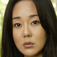 Yunjin Kim Nua