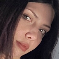 zkarlet Nua