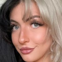 zoeskye_xo Nua